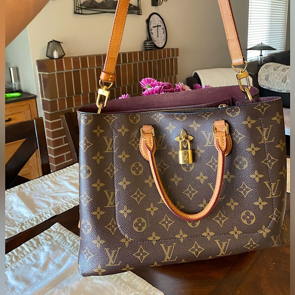 Luis Vuitton Monogram Flower Tote Purse